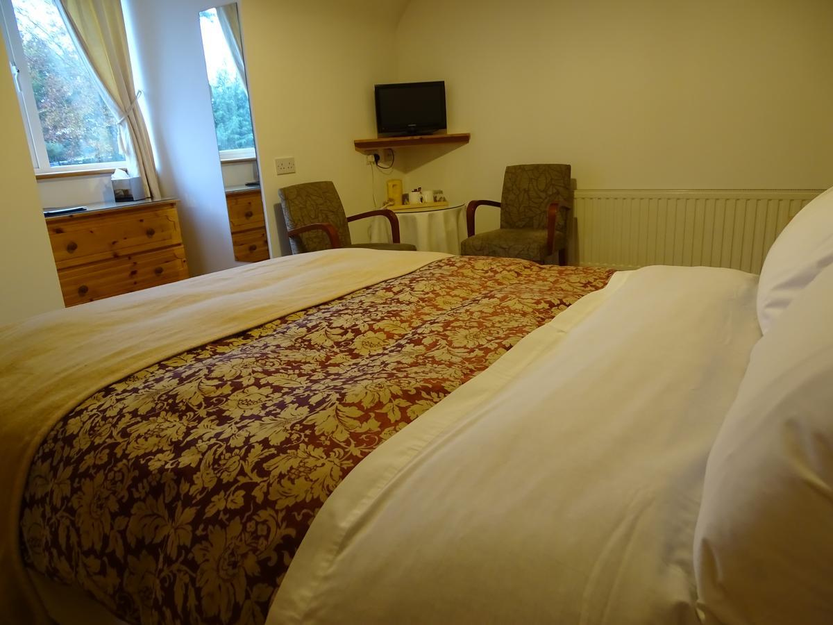 Pinewood Lodge Лара Экстерьер фото